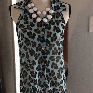 Cheetah Leopard Button Up Blouse Large